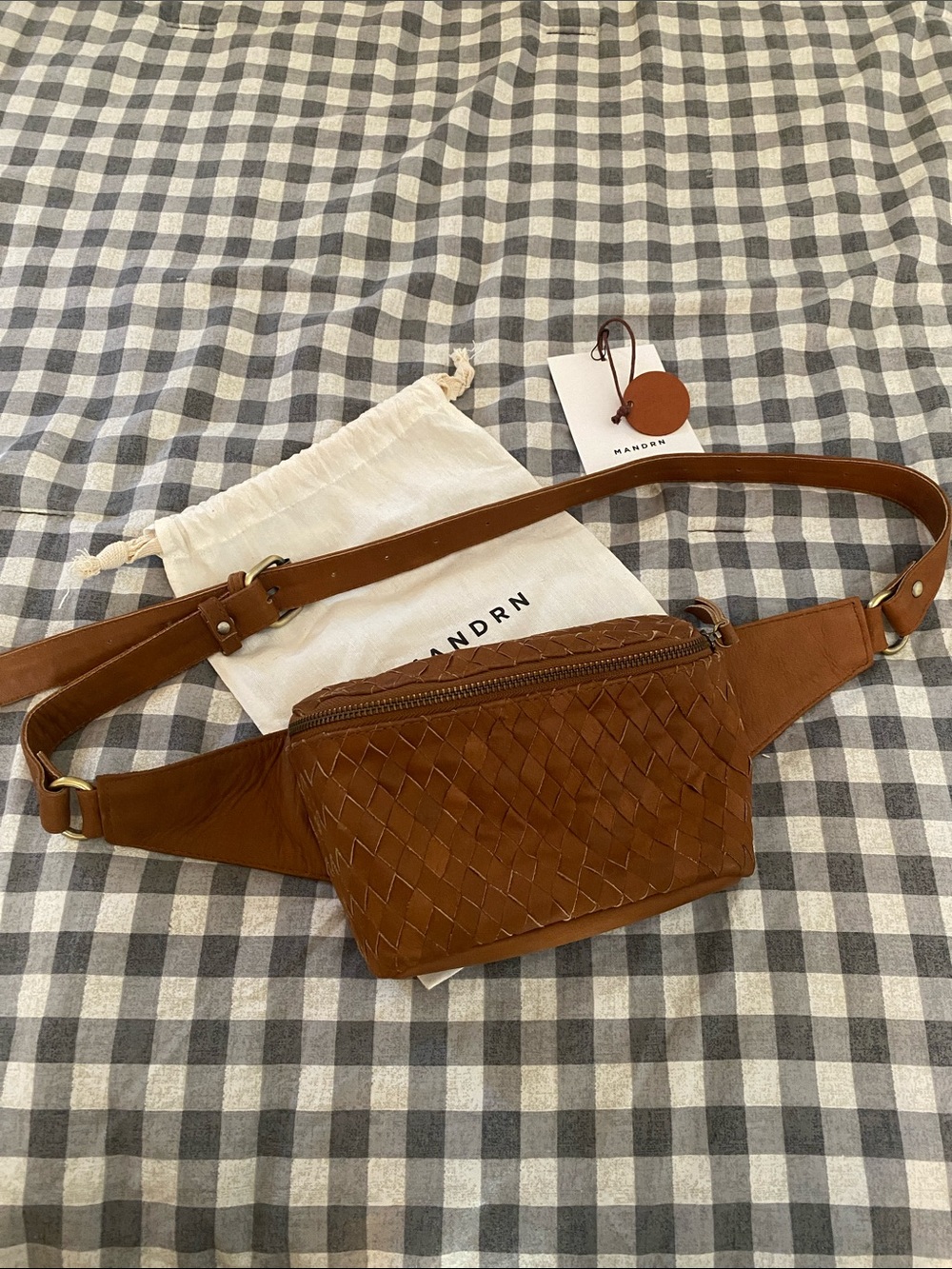 Mandrn Remy Woven Leather Fanny Purse Bag